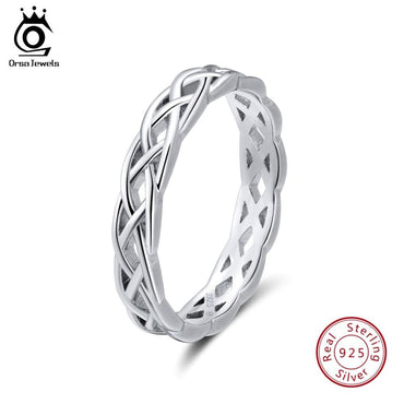 Unique Twisted Shape Engagement Ring